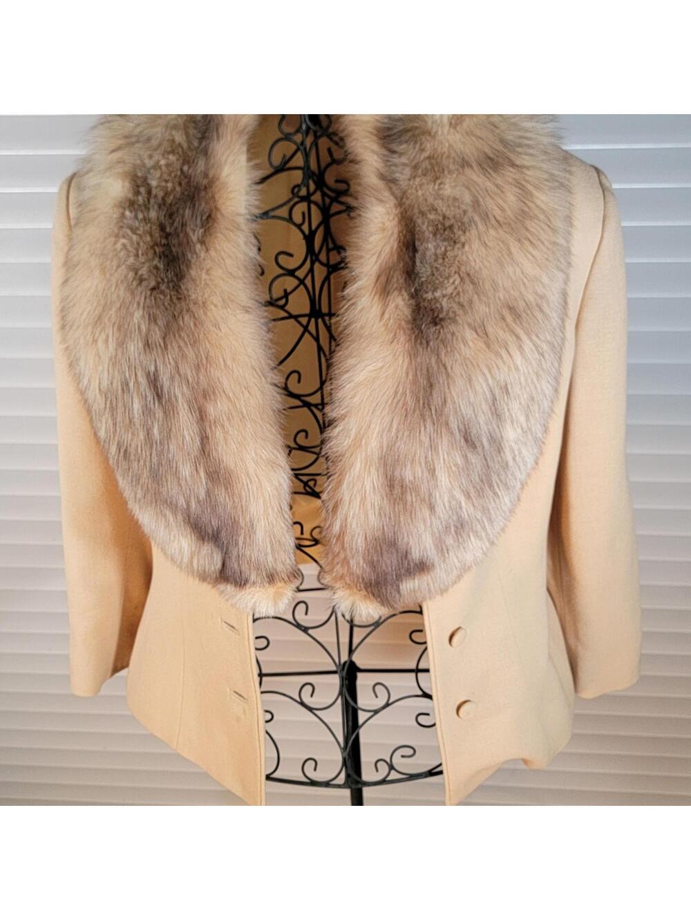 Vintage Adolph Schuman for Lilli Ann Beige Wool Jacket with Fur Collar